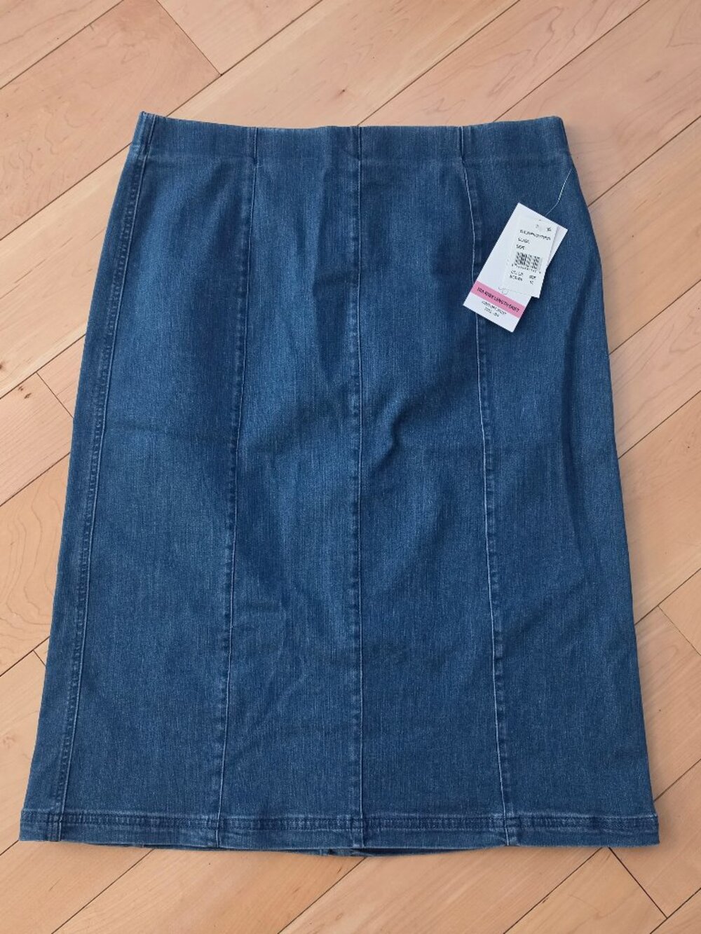 Intro Love the Fit Pull On Skirt Size 12 New